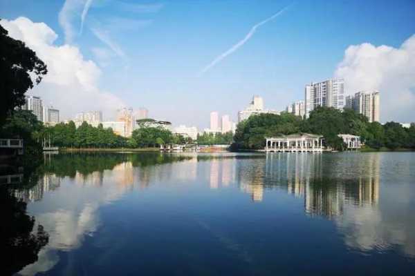 广州天河高端私人论坛,不遗余力的为你的健康保驾护航