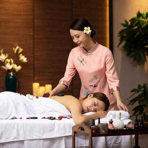 去了重庆桑拿会所店,推荐您看看专业spa