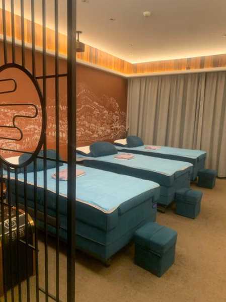 前天去兰州推拿会所店,舒适的spa体验让您享受慢生活