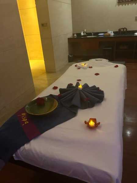 前天去沈阳桑拿会所店,推荐您看看专业spa