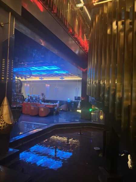 去了北京足疗会馆,这家店的风格,真让人眼前一亮