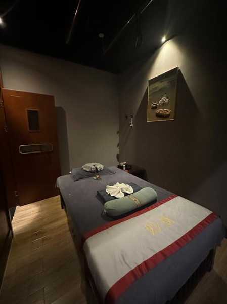 去了成都解压会所店,刚体验完就忍不住分享出来