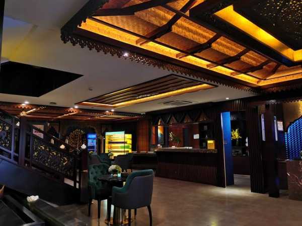前天去武汉水疗会所店,绝对豪华的养生休闲会所