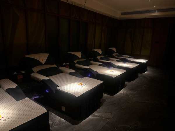 上个月去了佛山水疗会所店,平时的匆匆,不如休闲放松一刻