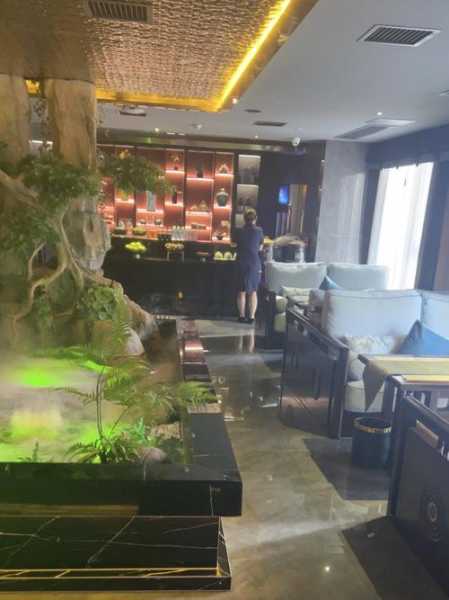 前天去苏州足疗会馆,喧嚣都市中的一处世外桃源