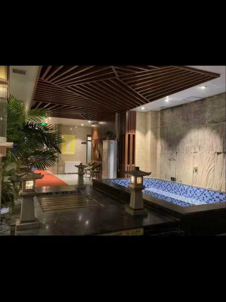 上个月去了南京水疗会馆,绝对豪华的养生休闲会所