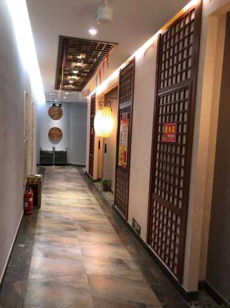 上个月去了郑州按摩会所店，环境好服务热情
