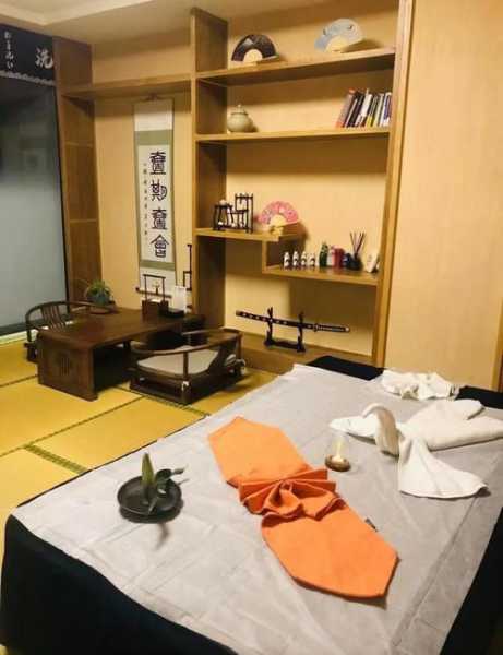 前天去成都解压会所店,放松你的烦躁的心情