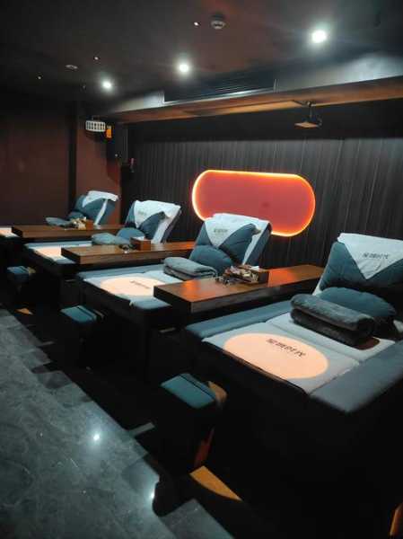 前天去合肥按摩会所店,给您帝王般的高级服务享受