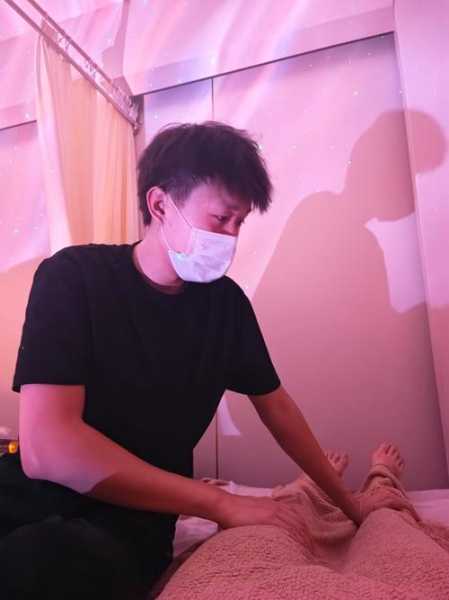 前天去沈阳按摩会所,做一个放松体验,好享受