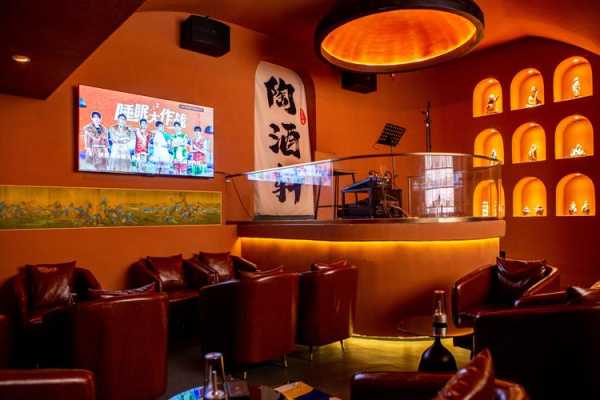 前天去佛山解压会馆,这家店的风格,真让人眼前一亮