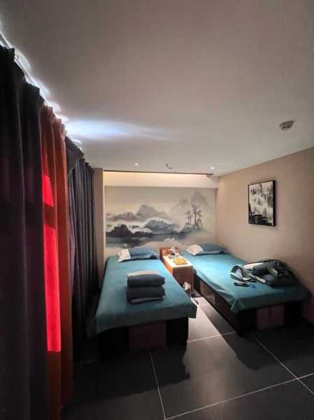 上个月去了郑州桑拿会所店,刚体验完就忍不住分享出来
