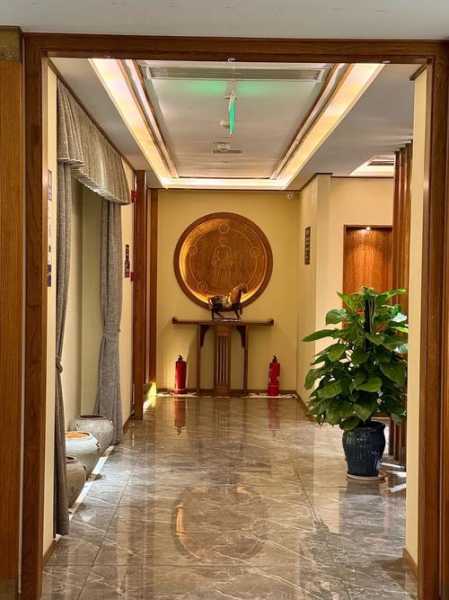 上个月去了成都按摩会所店,刚体验完就忍不住分享出来