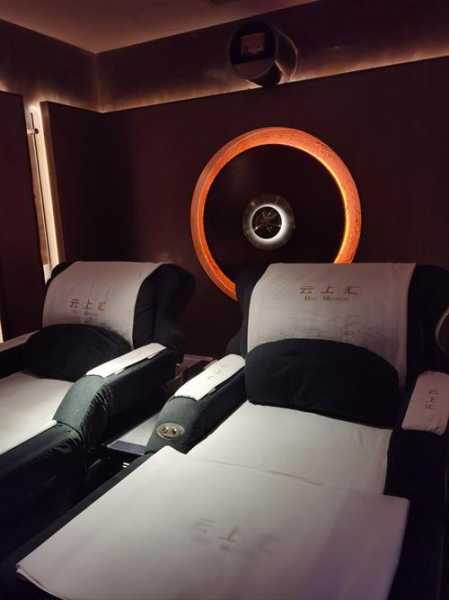 上个月去了上海足浴会所店,享受独享一刻的清净