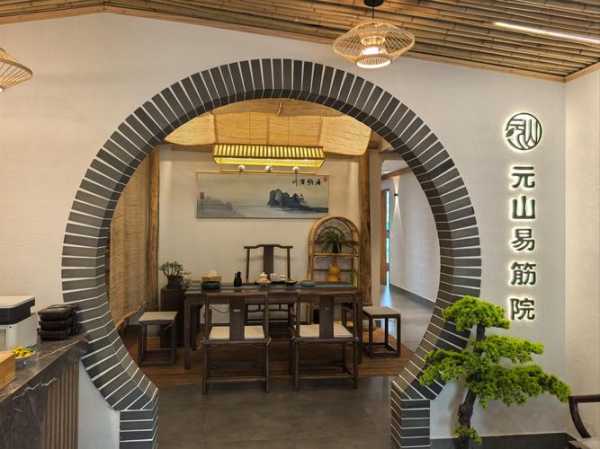 去了佛山推拿会馆,这家店的风格,真让人眼前一亮