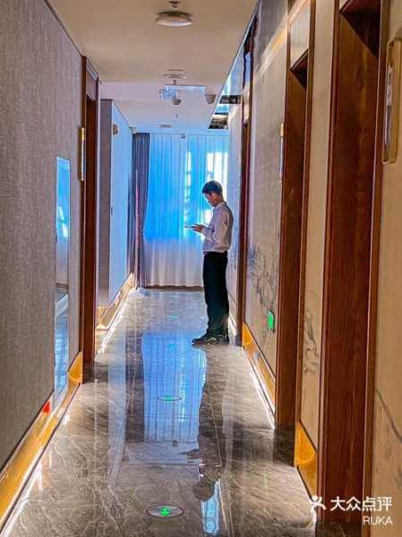 去了保定休闲会馆,推荐您看看专业spa