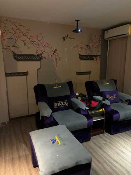 上个月去了青岛足浴会所,spa会所服务和接待都是顶级的