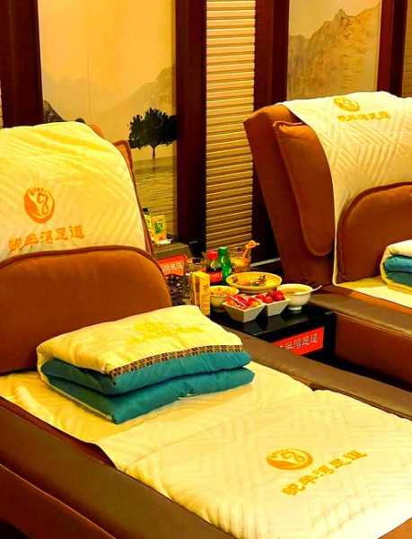 前天去长沙推拿会所店,推荐您看看专业spa