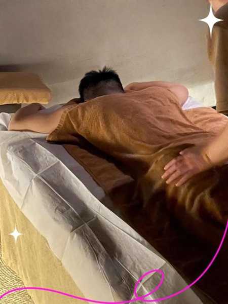 上个月去了重庆休闲会所,做精油spa好好感受