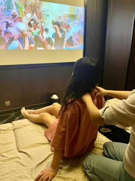 前天去天津解压会馆，做精油spa是什么感受?