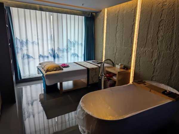 上个月去了济南水疗会馆,刚体验完就忍不住分享出来