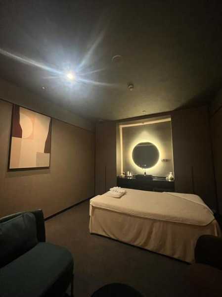 前天去昆明按摩会馆,推荐您看看专业spa