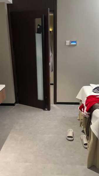 去了重庆男士spa会馆,这家店的风格,真让人眼前一亮
