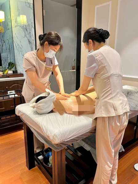 上个月去了青岛水疗会所,推荐您看看专业spa