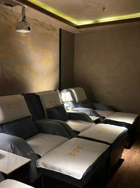 上个月去了苏州油压会所店,风格和体验都蛮好的
