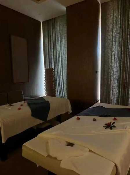 去了青岛洗浴会所店,spa会所服务和接待都是顶级的