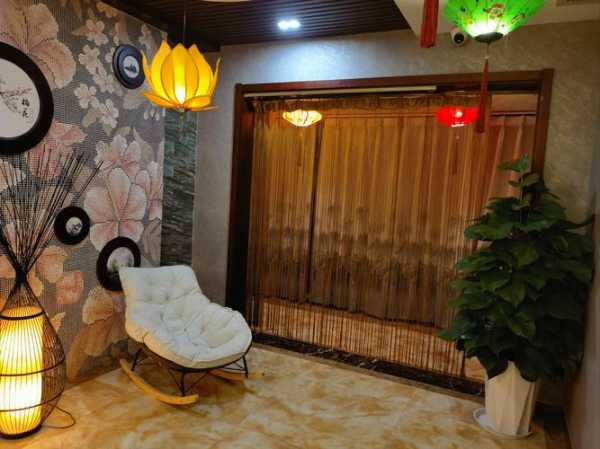 前天去南京木桶浴会所店，推荐您看看专业spa