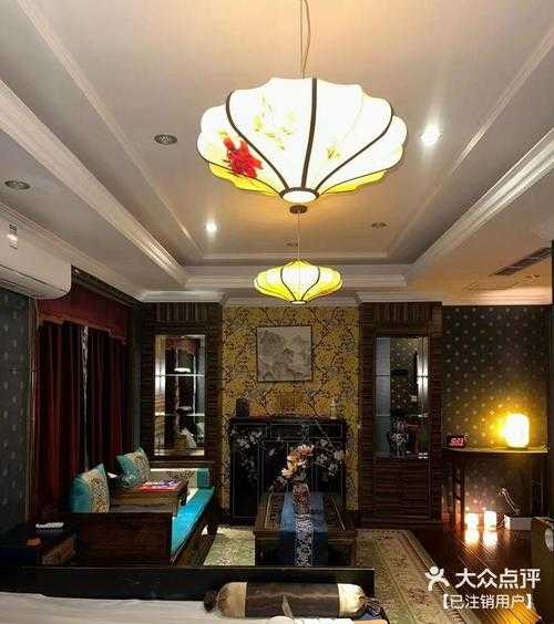 上个月去了佛山油压会所店,这家店的风格,真让人眼前一亮