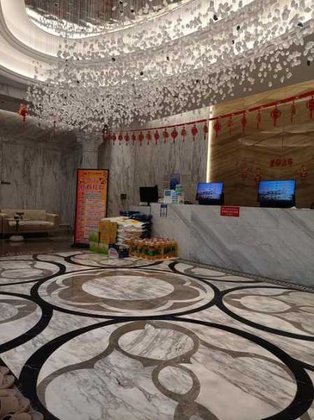 上个月去了青岛洗浴会所店,放松你的烦躁的心情