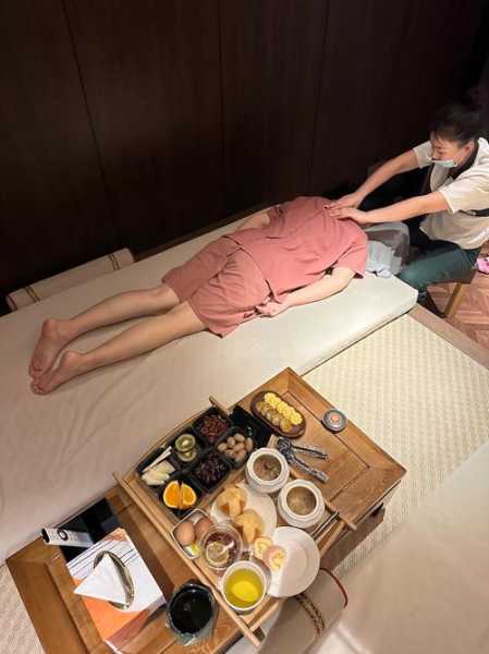 前天去沈阳推拿会馆，spa会所服务和接待都是顶级的