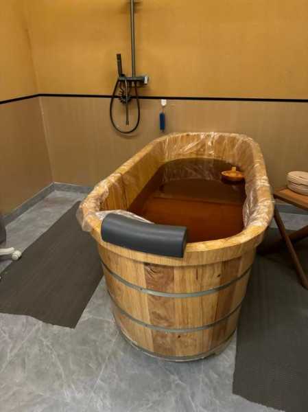 去了保定木桶浴会馆,推荐您看看专业spa