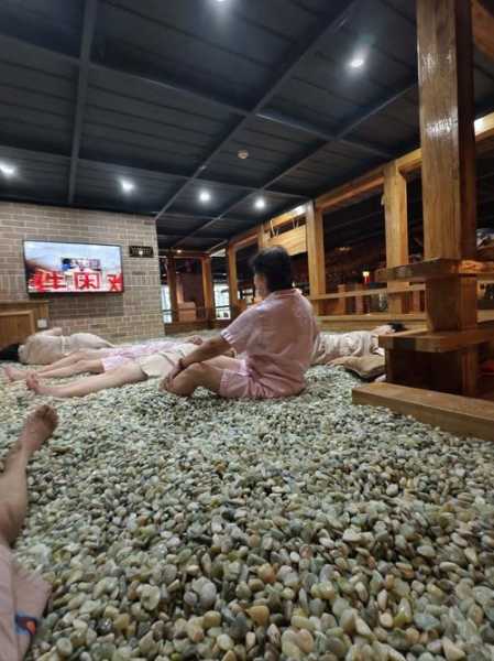 上个月去了济南洗浴会所,平时的匆匆,不如休闲放松一刻