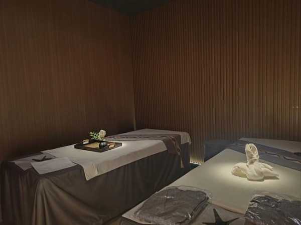 前天去重庆解压会所,推荐您看看专业spa