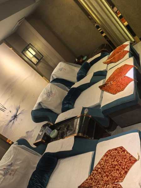 前天去武汉桑拿会所店,这家店去了好几次