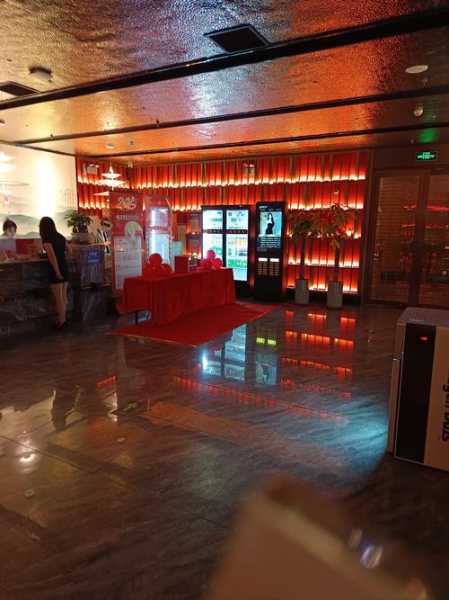 前天去济南桑拿会所店，体验完人生没有遗憾