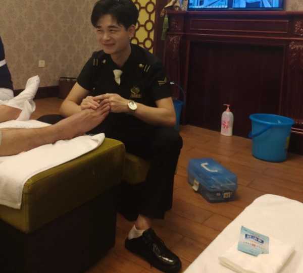 前天去贵阳男士spa会馆，环境好服务热情