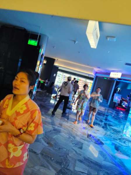 前天去长沙洗浴会所店,这家店的风格,真让人眼前一亮
