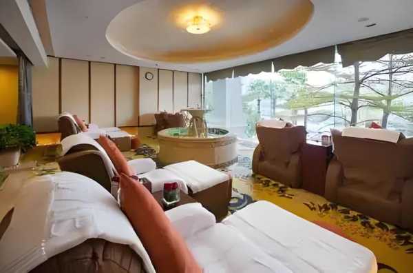 前天去广州男士spa会馆,舒适的spa体验让您享受慢生活