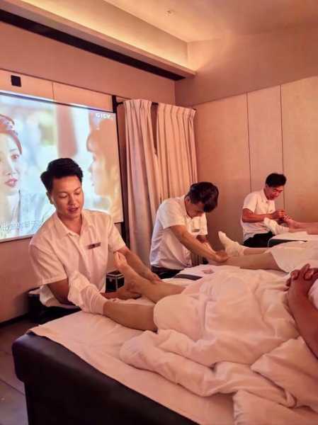 前天去杭州足疗会所店,spa会所服务和接待都是顶级的