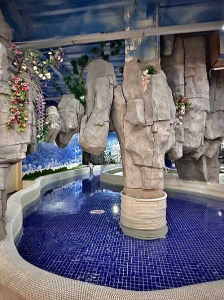 包含上个月去了上海洗浴会所店,2025年新项目超级体验的词条