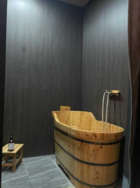 上个月去了上海木桶浴会所店,刚体验完就忍不住分享出来